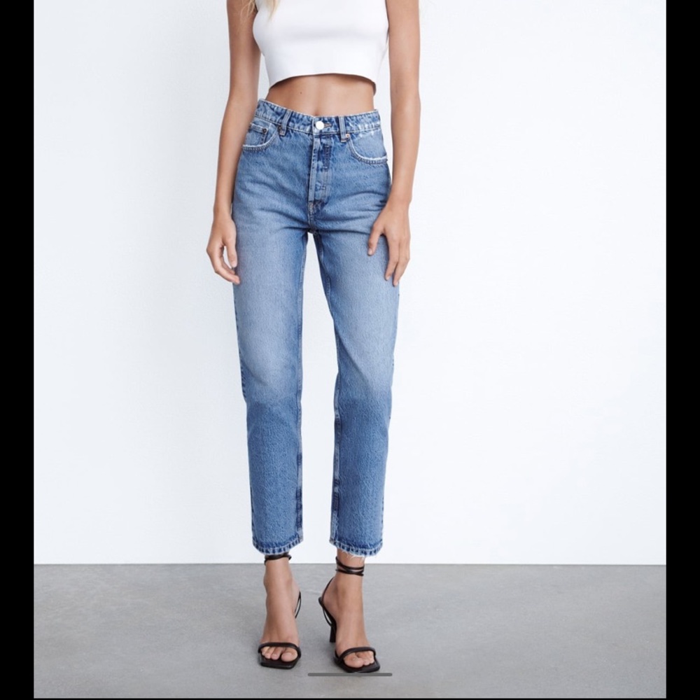 Zara High Rise Straight Leg jeans